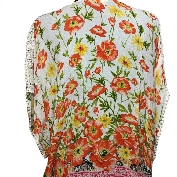 Bila Floral Boho Shoulder Top Size M​​​​​​​​​​​​​​​​​​​​​​​​​ - Picture 4 of 8